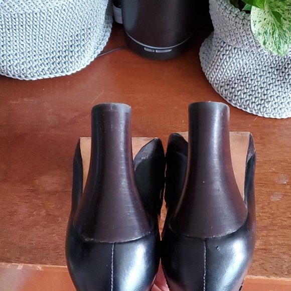 Adorable Cole Haan pumps - Picture 3 of 7